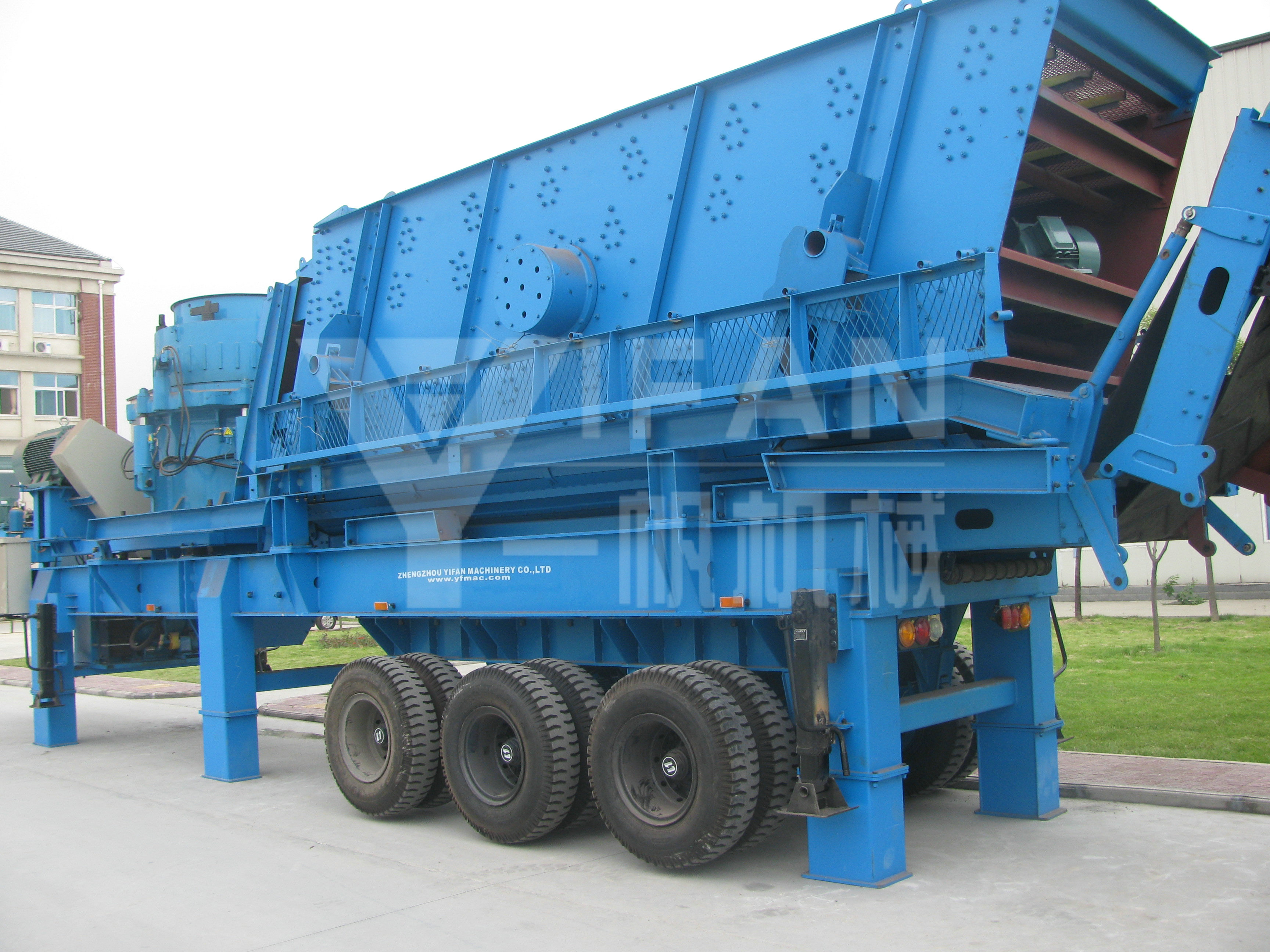 Mobile-Cone-Crusher